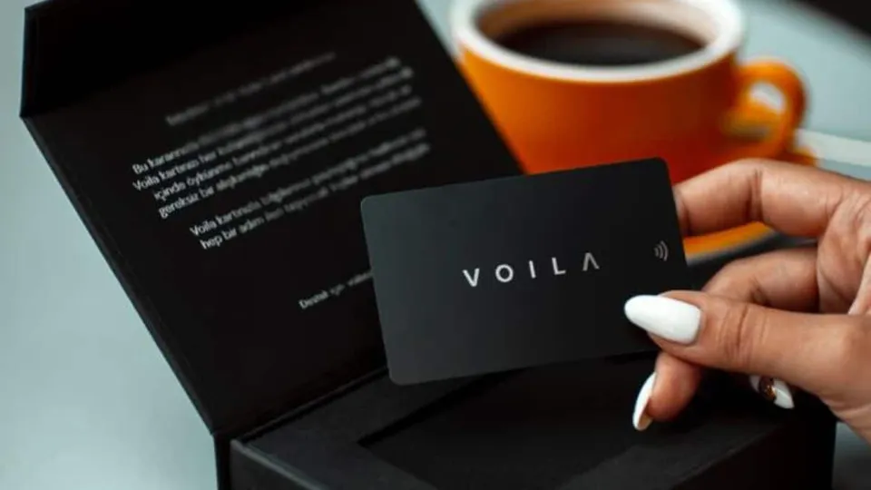 Voila Card